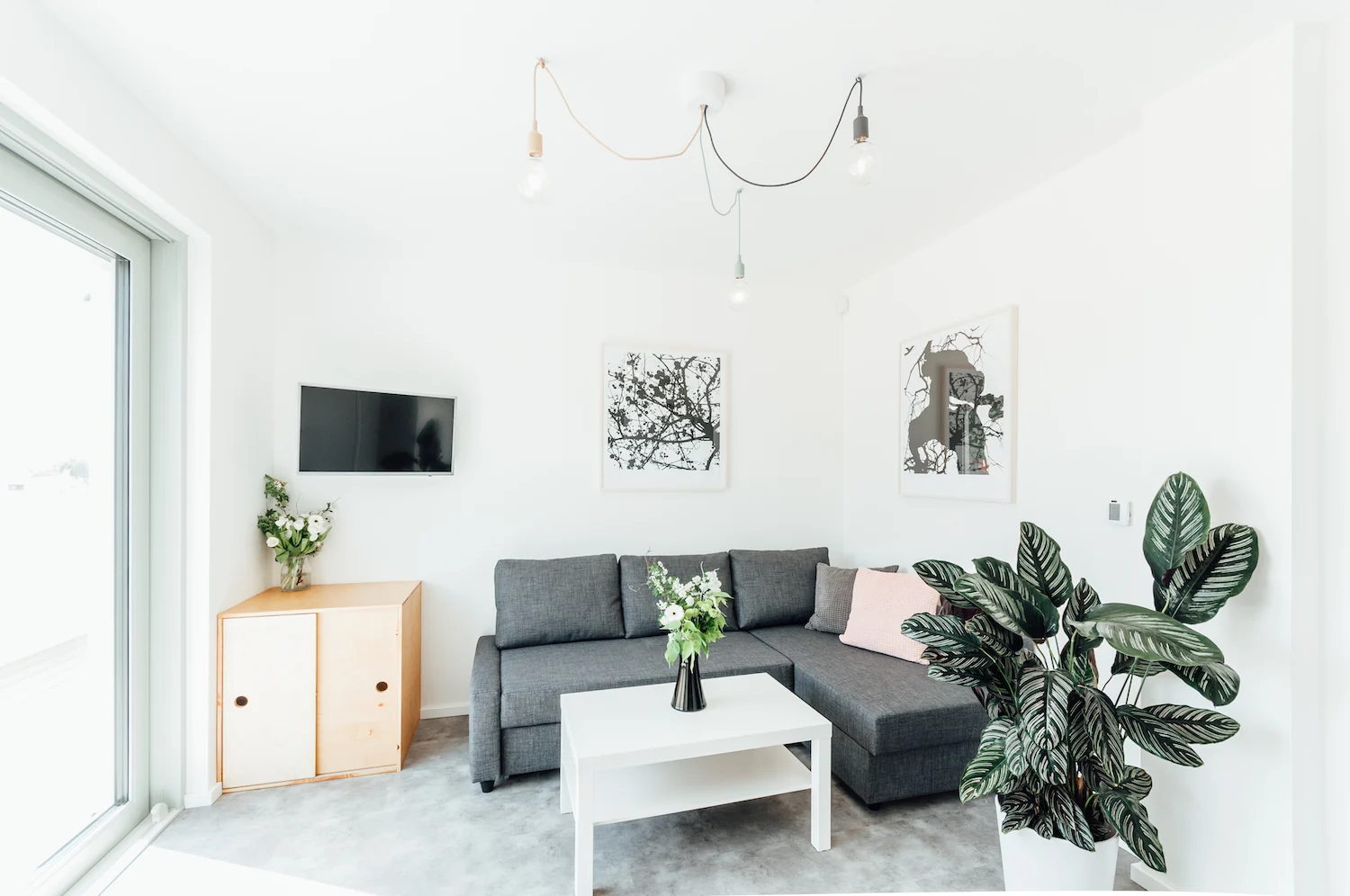 Apartmán 2 — interiér, terasa a výhledy