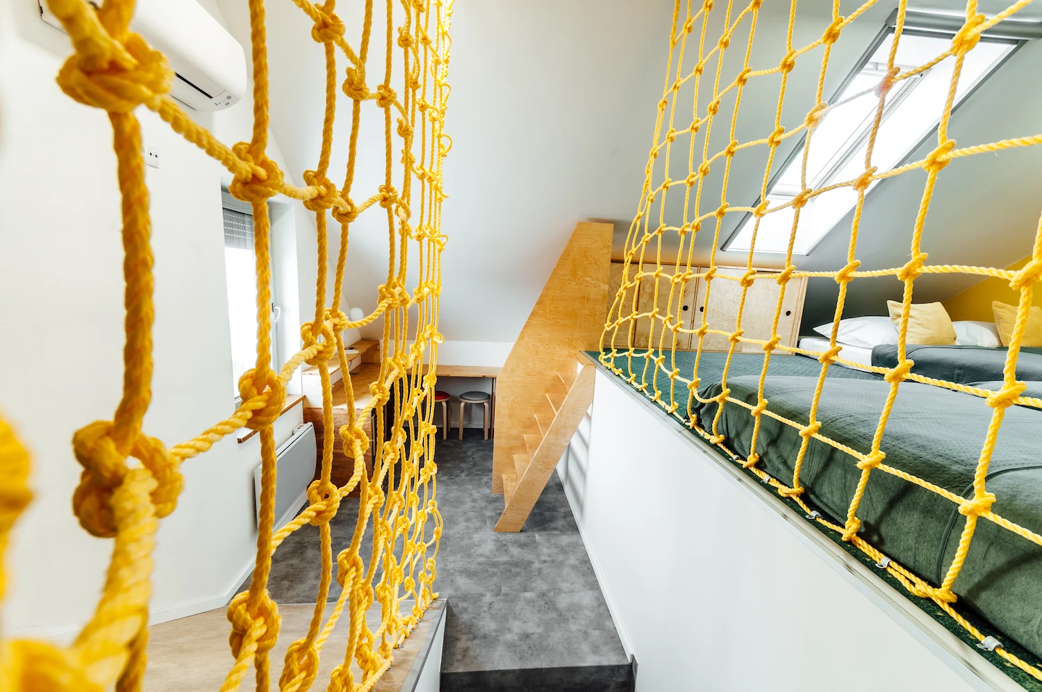 Apartmán 1 — interiér, terasa a výhledy